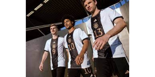 Duitsland verloor met 1-2 van Japan